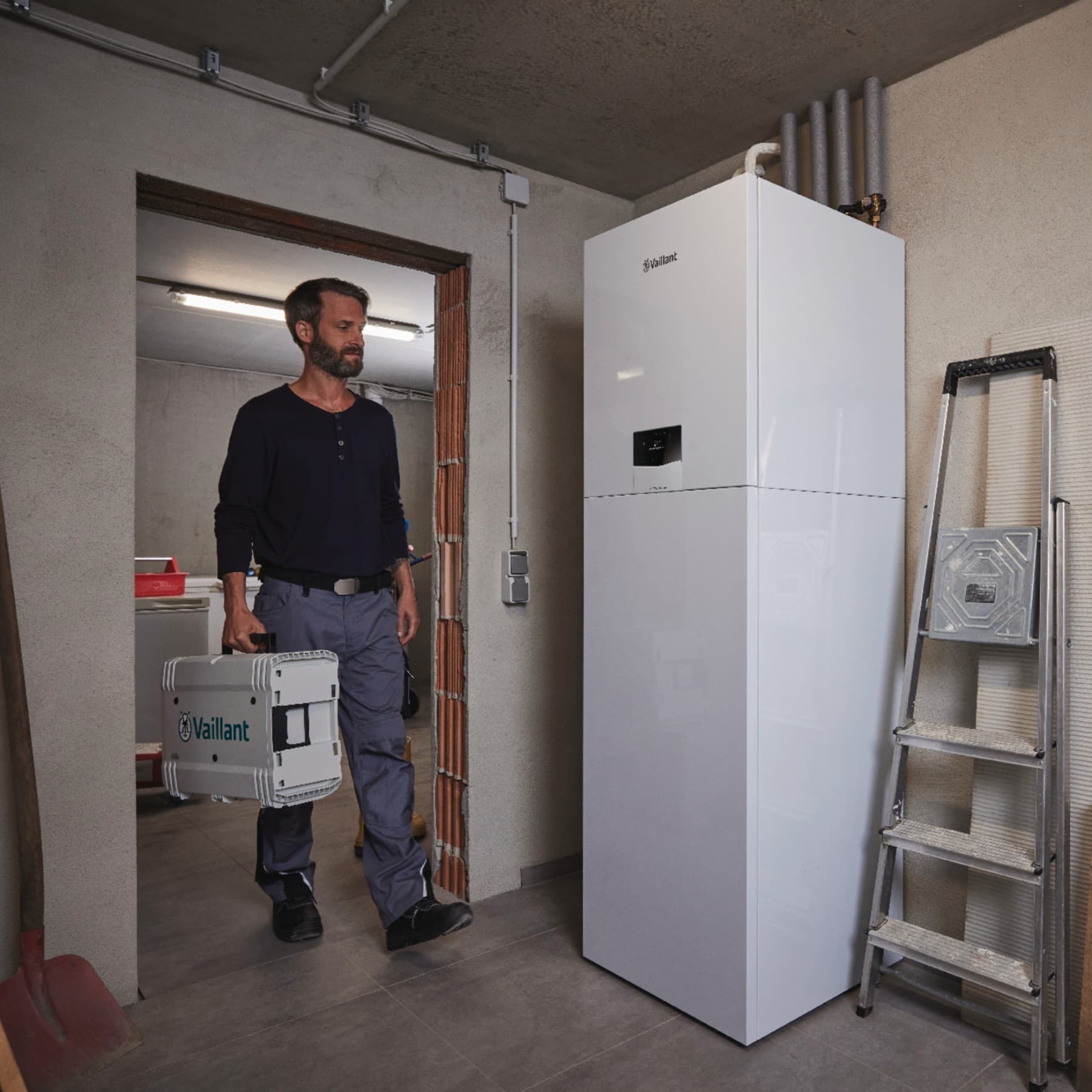 bomba de calor a ser instalada por um técnico